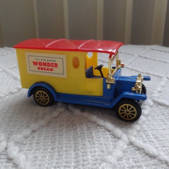 ANTIQUE Die Cast CLASSIC SERVICE TRUCKS ~ Set of 4 ~ Reader’s Digest - Picture 4 of 9